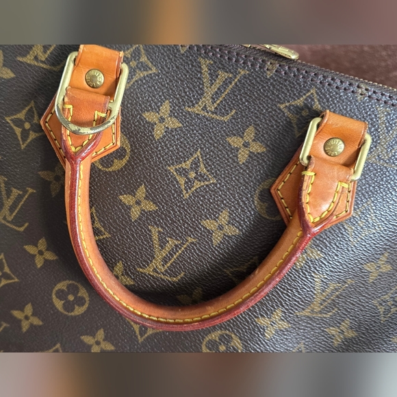Louis Vuitton Vintage Monogram Alma PM Size - Picture 5 of 16